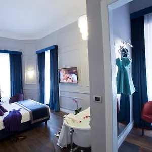 Relais Leone בית הארחה