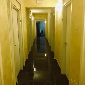  Nocleg ze śniadaniem Royal