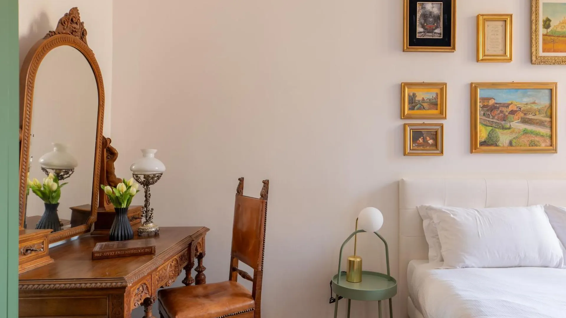 Iflat Elegant 3 Bedroom Apt Near The Pantheon Rome Apartment