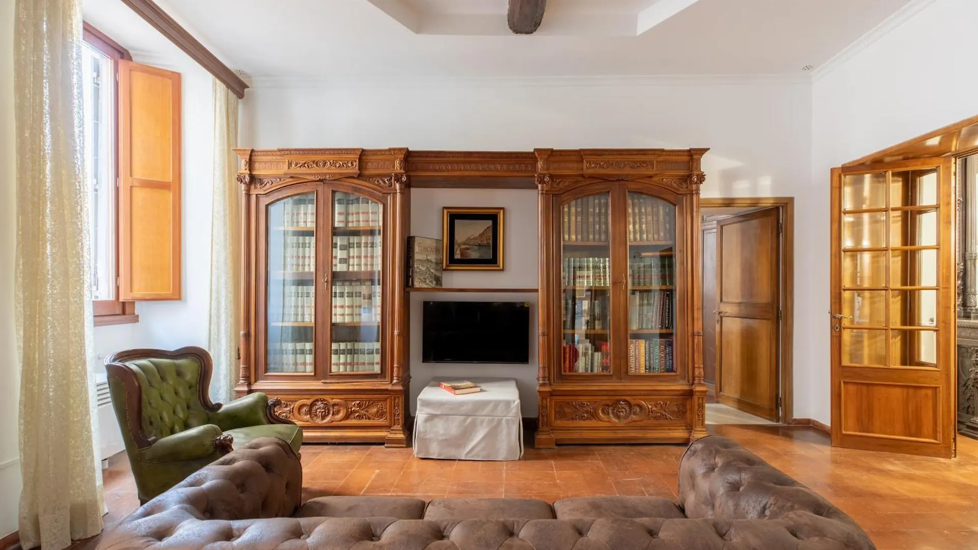 Iflat Elegant 3 Bedroom Apt Near The Pantheon Rome 0*,  Italy