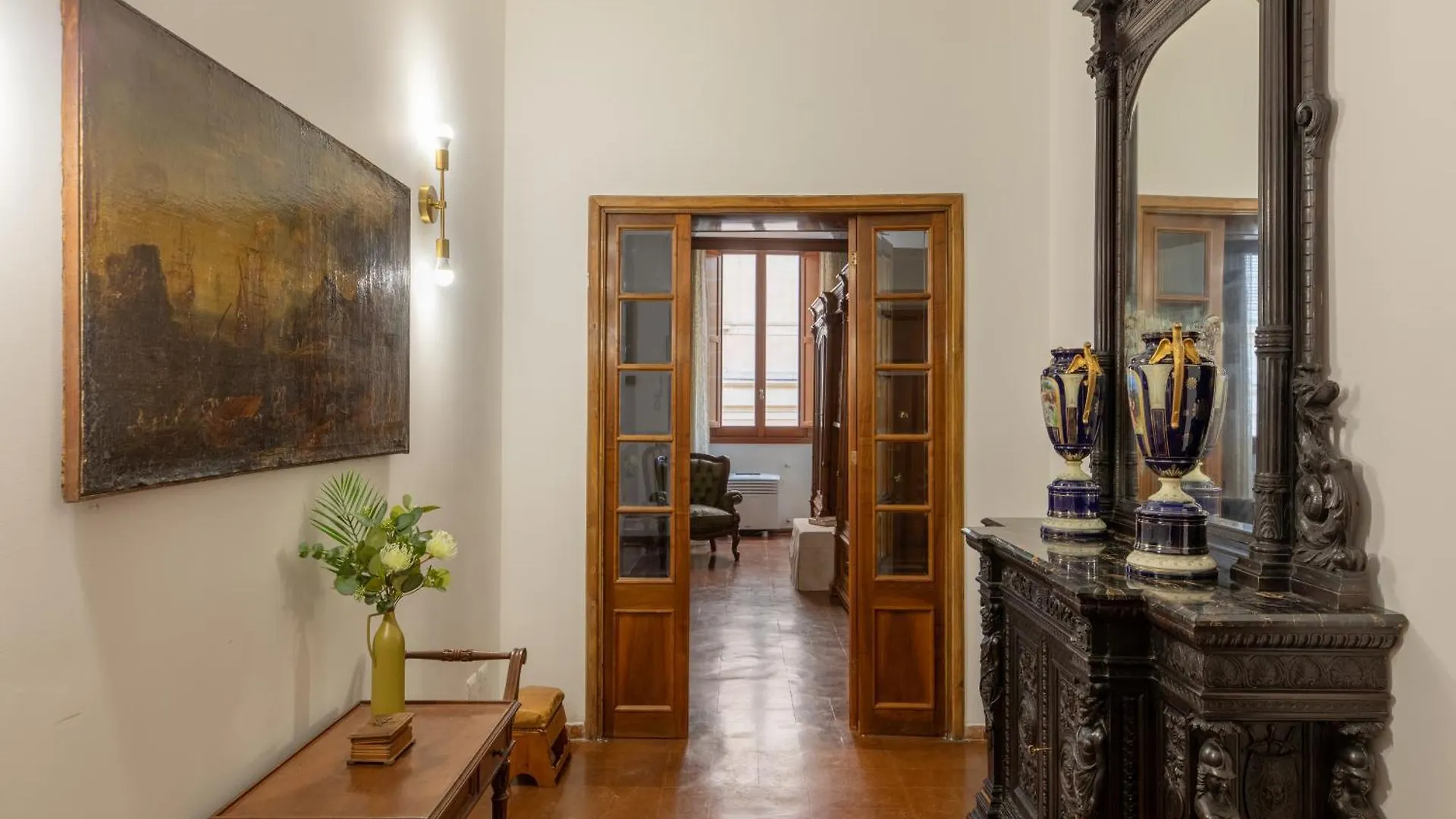 Apartment Iflat Elegant 3 Bedroom Apt Near The Pantheon Rome