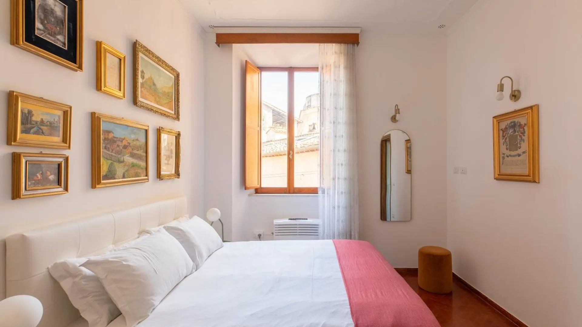 Iflat Elegant 3 Bedroom Apt Near The Pantheon Rome Appartement