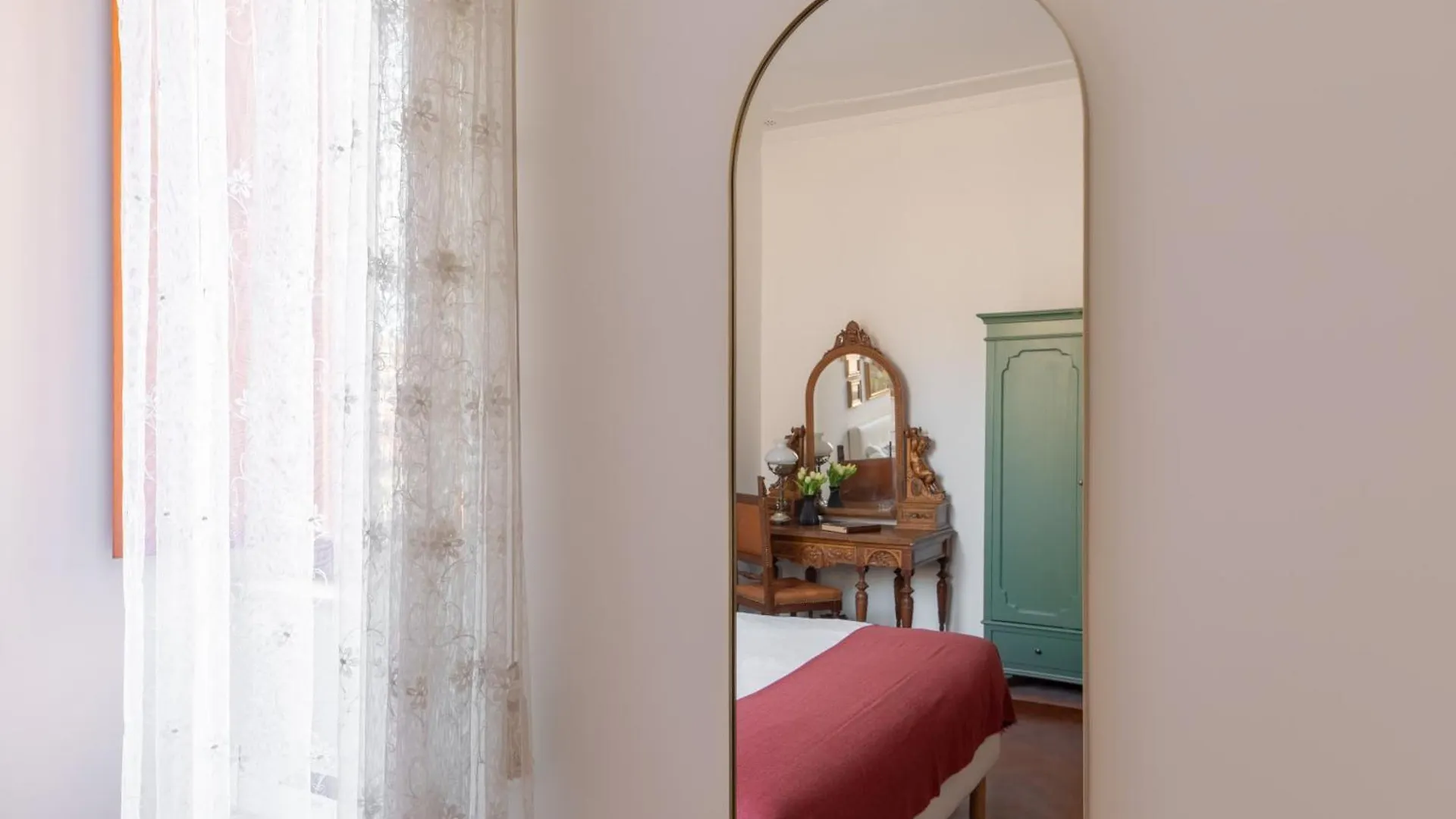 Iflat Elegant 3 Bedroom Apt Near The Pantheon Rome Appartement